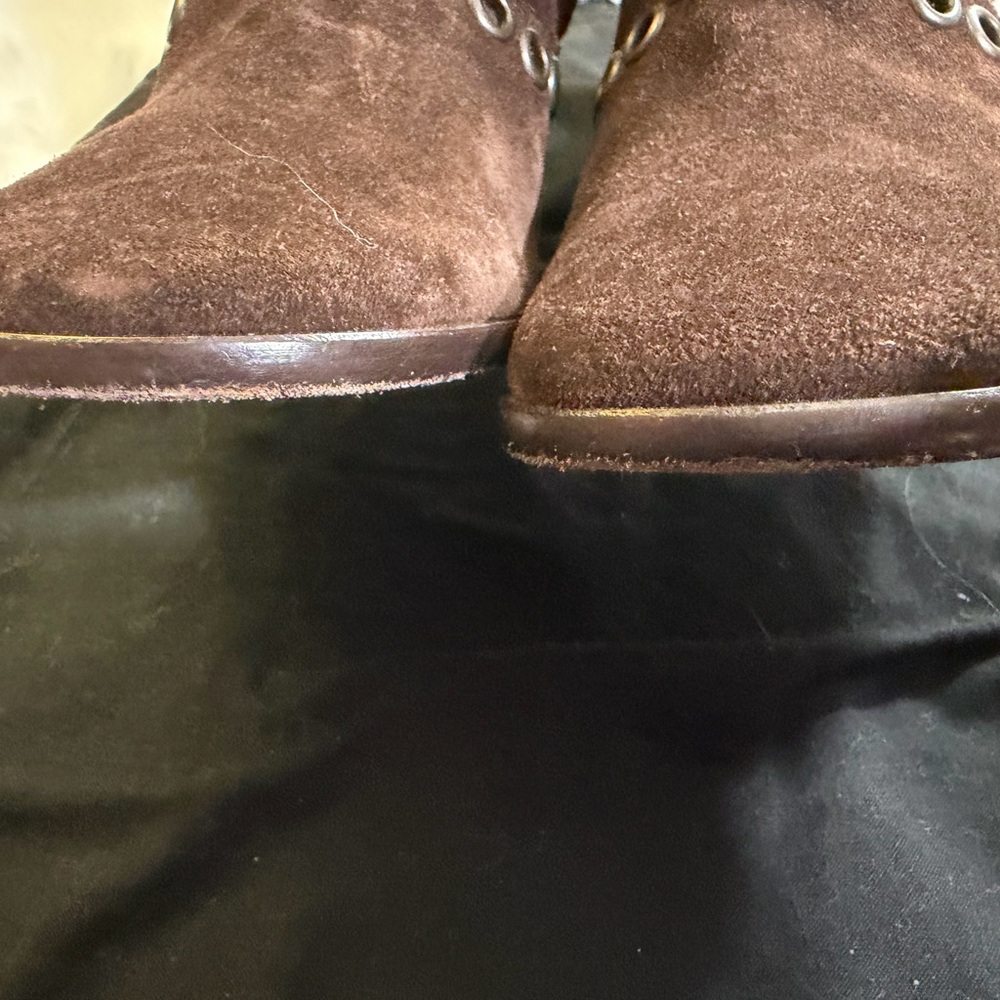 Vintages Dolce & Gabbana Brown Suede
Butterfly Rivet Heeled Boots 👢 🤎 - Picture 13 of 17